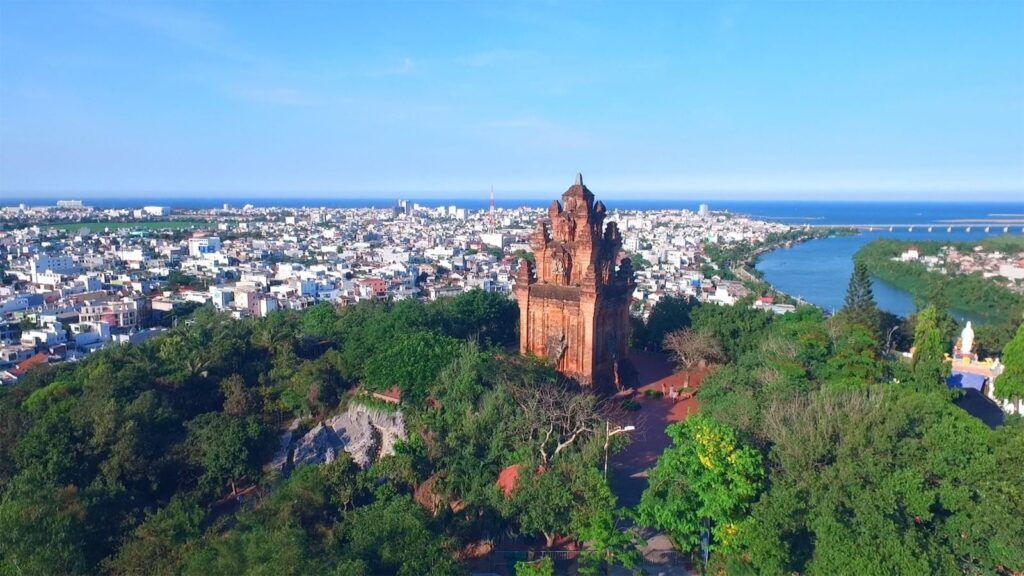 Ngày thứ nhất: Khám phá trung tâm thành phố Tuy Hoà
